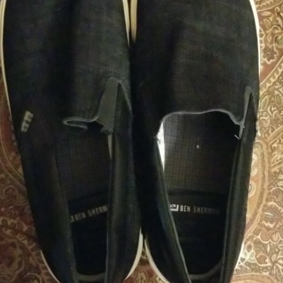 Tennis - Picture 2 of 4